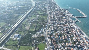 İzmir trafiğini rahatlatacak: 75. Yıl Cumhuriyet Bulvarı&rsquo;nın ilk etabı a&ccedil;ıldı
