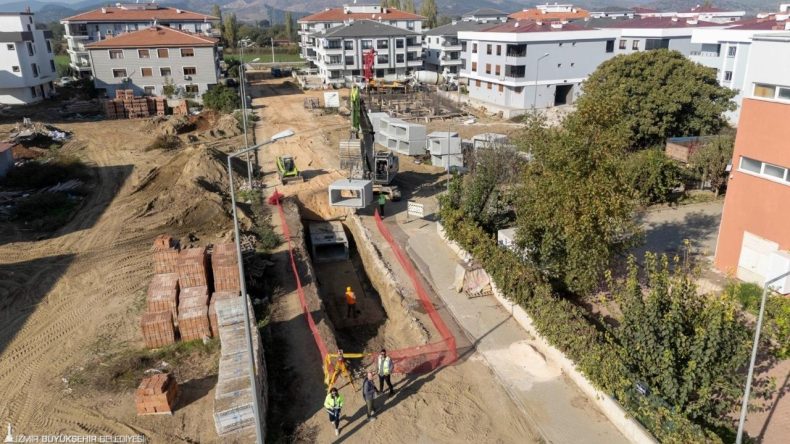 İzmir'de 180 Milyon Liralık Altyapı Yatırımı Başladı