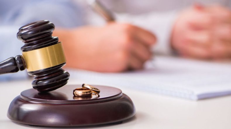 İzmir'de Boşanma Davasında Şaşırtan Reddin Nedeni: Karı-Koca İlişkisi Devam Ediyor!