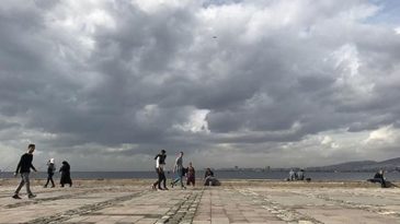 İzmir'de Bug&uuml;n Hava Durumu Nasıl Olacak?