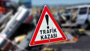 İzmir'de Kontrolden &Ccedil;ıkan Ara&ccedil; K&ouml;m&uuml;rl&uuml;ğe Daldı: Yaralılar Var