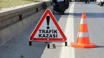 İzmir'de otomobil ile kamyonet &ccedil;arpıştı: &Ouml;l&uuml; ve yaralılar var
