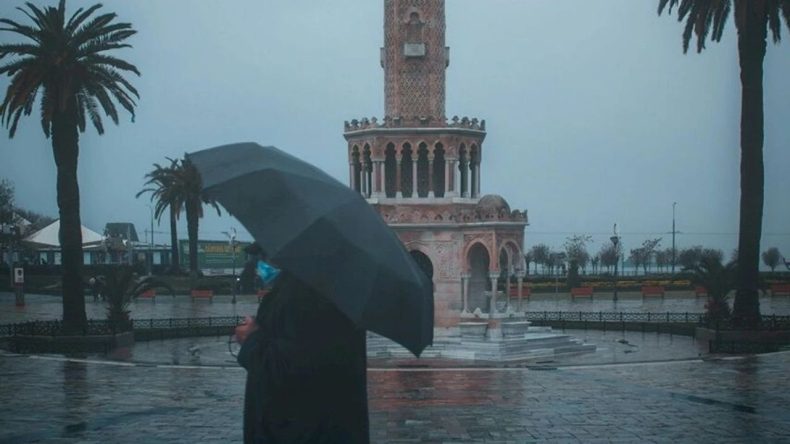 İzmir'de Yağışlar Yeniden Başlıyor: İlçe İlçe Hava Raporu!