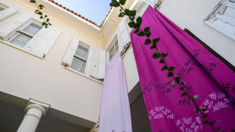 İzmir’in Basmane Semtinin Kültürü Yeniden Hayat Buluyor: Basma Atölyesi Projesi Başladı