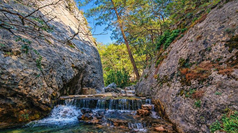 İzmir&rsquo;in En K&uuml;&ccedil;&uuml;k Kanyonu!