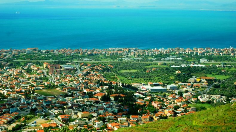 İzmir’in Kalbine Yakın: Deniz, Orman ve Huzur… Aradığınız Her Şey Bu Köyde