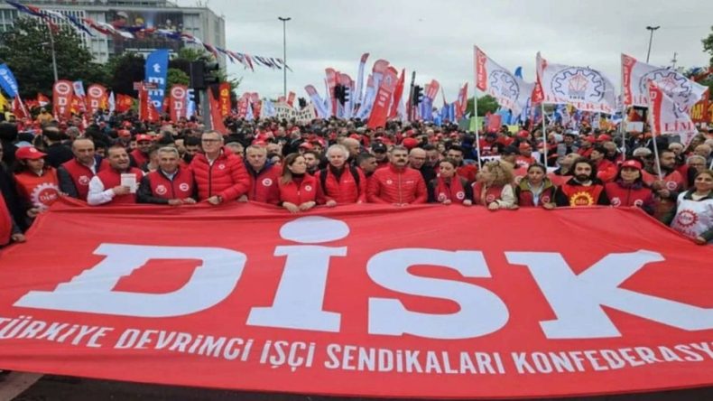 İzmir’de İmamoğlu Protestolarında Gözaltına Alınan DİSK Şube Başkanları İfade Verdi