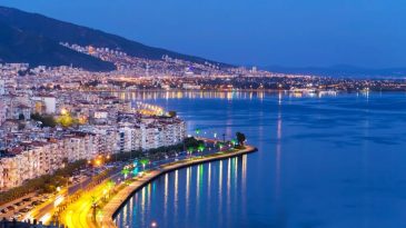 İzmir&rsquo;de Y&uuml;r&uuml;yerek Keşfedilecek 7 Keyifli Mahalle