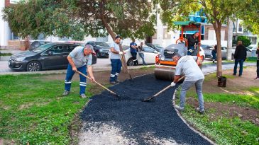 Karşıyaka Belediyesi&rsquo;nden Parklara S&uuml;rekli Bakım