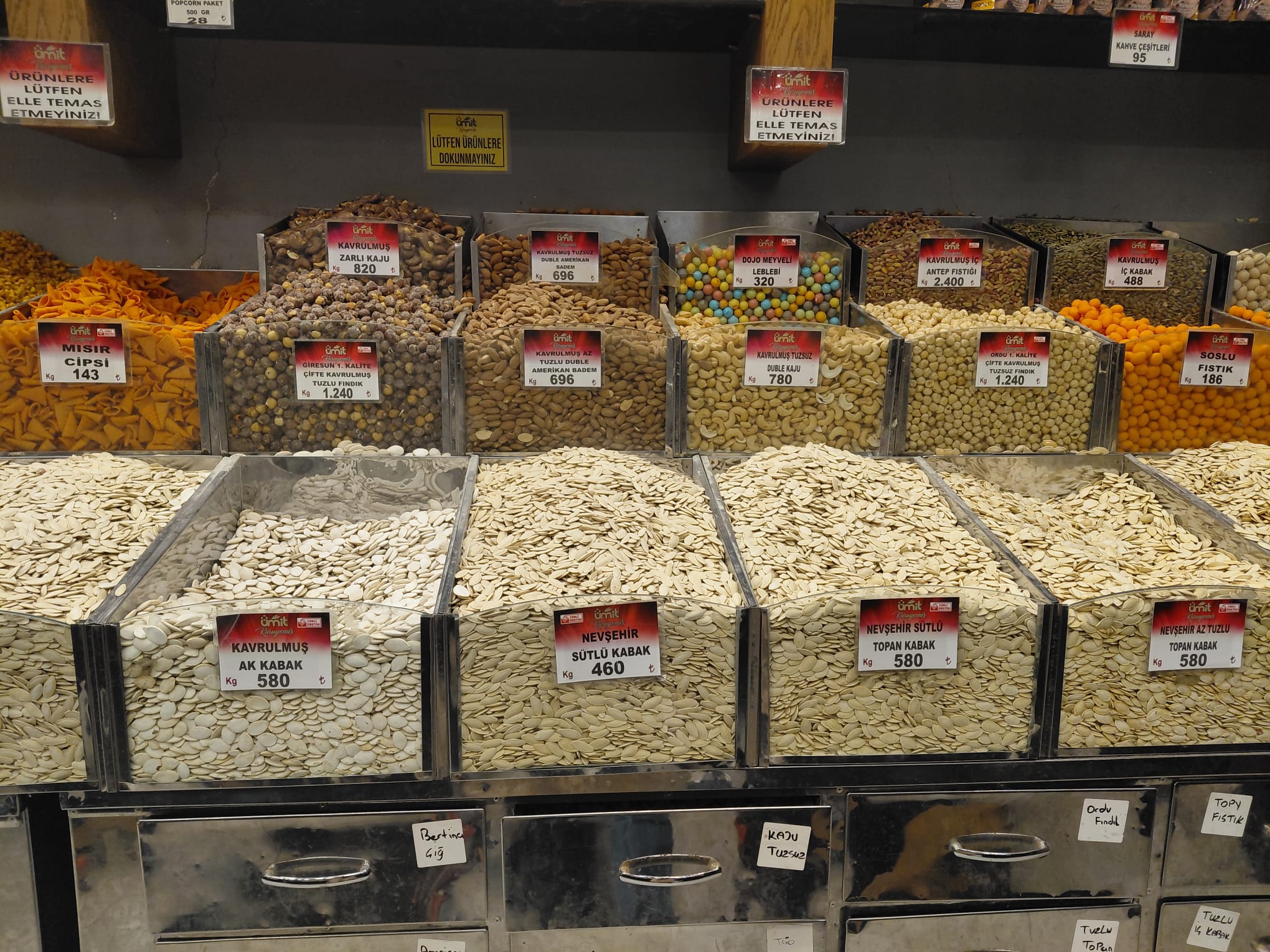 Kuruyemiş Çeşitleri