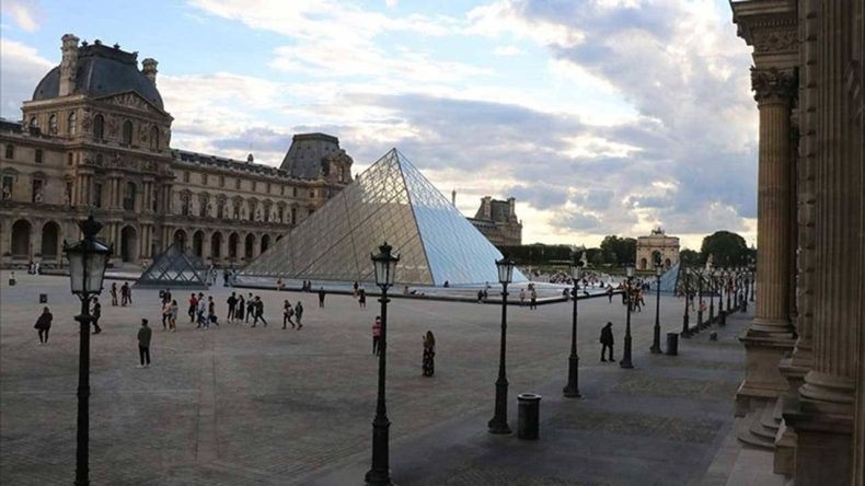 Louvre Müzesi Çalışanları Greve Gitme Hazırlığında