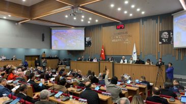 Meclis'te G&uuml;ndem Buca Onat T&uuml;neli: Başkan Tugay'dan Balyoz A&ccedil;ıklaması