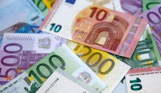 Merkez Bankası'nın Kararı Piyasalarda Dalgalanmalara Neden Oldu: Euro 50 TL'yi Aştı!