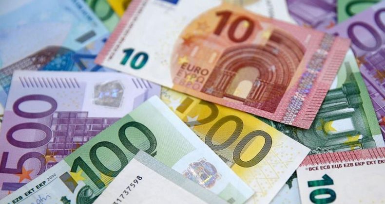 Merkez Bankası'nın Kararı Piyasalarda Dalgalanmalara Neden Oldu: Euro 50 TL'yi Aştı!