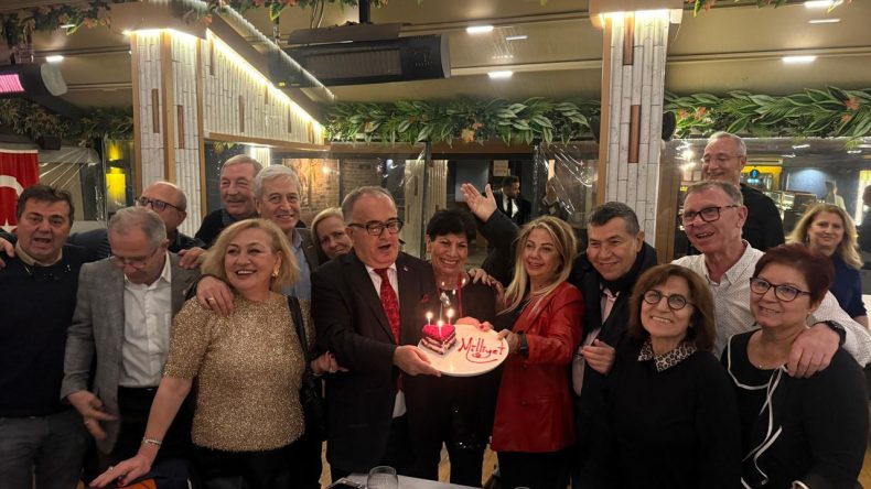 Milliyet Gazetesi İzmir B&uuml;rosu&rsquo;nun Yarım Asırlık İsimleri Kordon&rsquo;da Buluştu