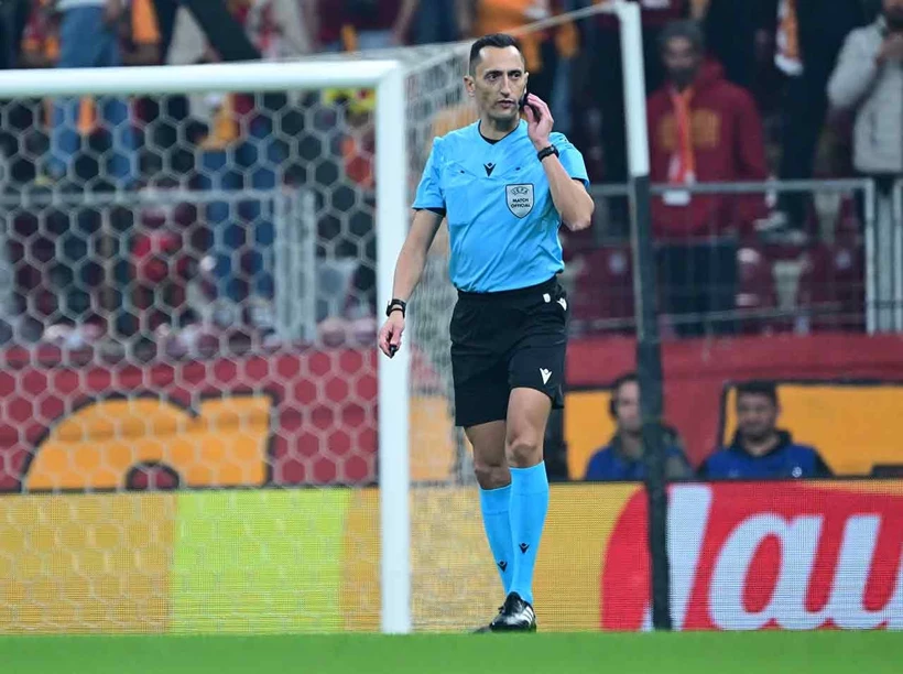 Okan Buruk İsyan Etti