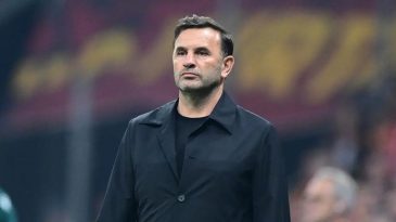 Okan Buruk Sağ Bek Krizini &Ccedil;&ouml;zd&uuml;!