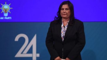 &Ouml;zlem &Ccedil;er&ccedil;ioğlu&rsquo;nun Evdeki Hesabı &Ccedil;arşıya Uymadı: AKP Karşıtlığı İzmir&rsquo;deki Gibi Aydın&rsquo;da da Kemikleşti