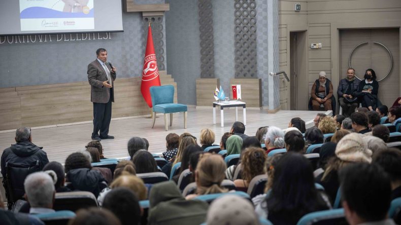Prof. Dr. Üstün Dökmen Bornova’da: İletişimin Temeli, Karşılıklı Anlayış!