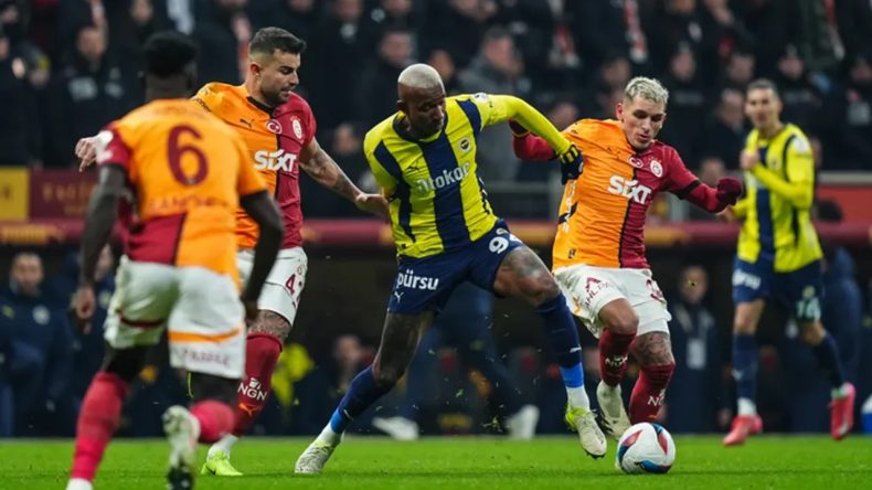 Şampiyonluk Mücadelesi Kızıştı: Fenerbahçe ve Galatasaray Kadıköy'de Beraberliği Paylaştı