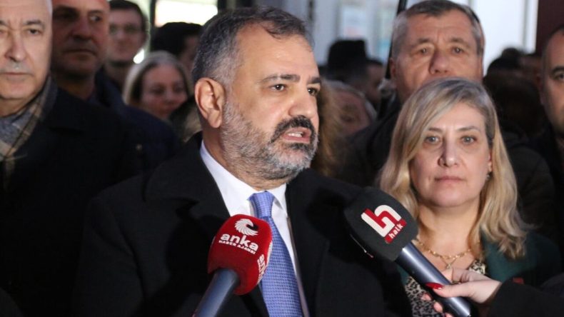 Şenol Aslanoğlu'ndan Karalar ailesine destek ziyareti: K&ouml;t&uuml; g&uuml;nler geride kalacak, umudumuz ve direncimiz y&uuml;ksek