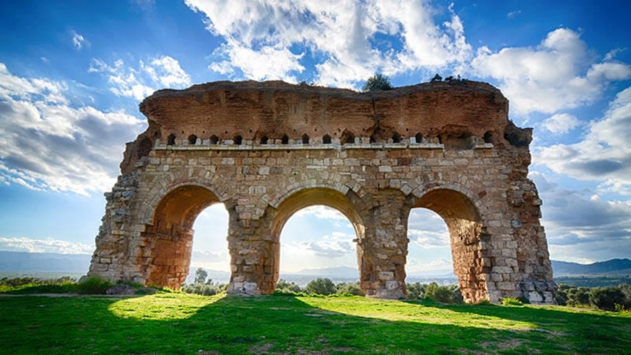 Tralleis Antik Kenti