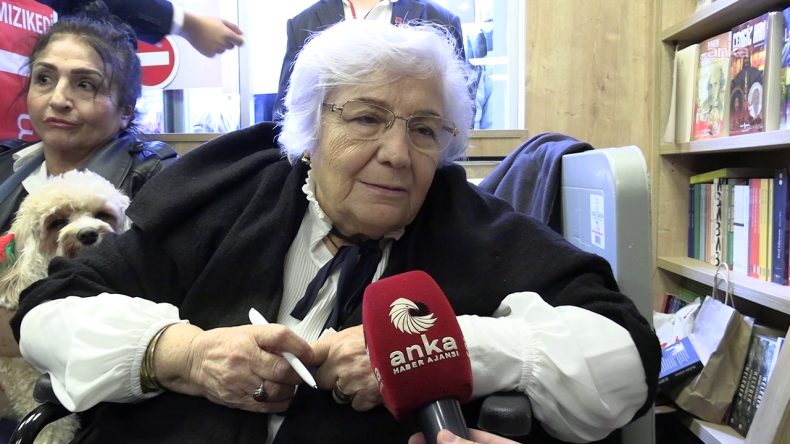 Tutuklu bulunan Buğra Gökce’nin annesi İzmir’de adalet çağrısında bulundu