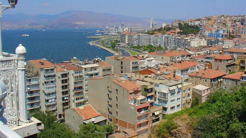 TÜİK Verileri Açıkladı: İzmir’de Konut Satışları Düşüşte, En Çok Satış Menemen'de Gerçekleşti