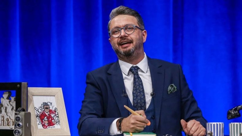 &Uuml;nl&uuml; sunucu yeni bir aşka yelken a&ccedil;tı: Sevgilisi ile yaş farkı dikkat &ccedil;ekti