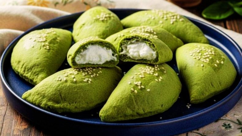 Yeni Trend Lezzet: Labneli Yeşil Poğaça Tarifi