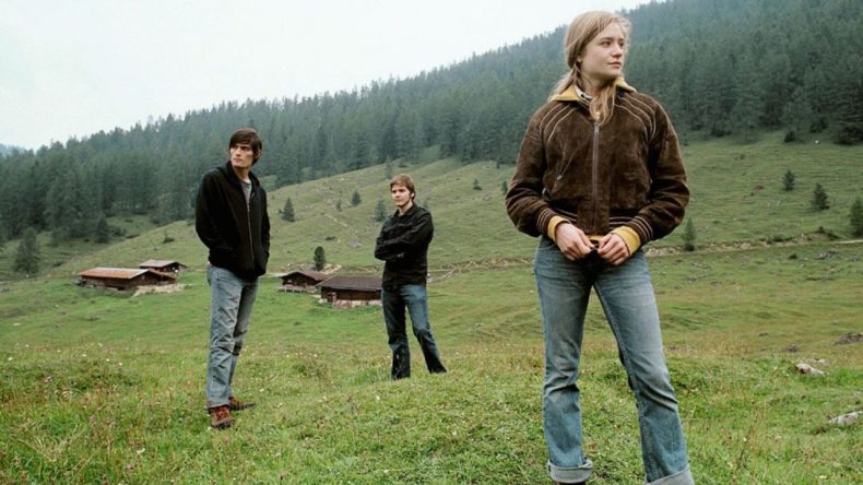 Yeniden Sinematek&rsquo;ten Sınırdaki Hayatlar Se&ccedil;kisi