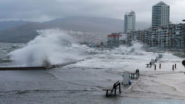 AFAD'dan İzmirlilere Uyarı: Yağışlar Ne Kadar Sürecek?