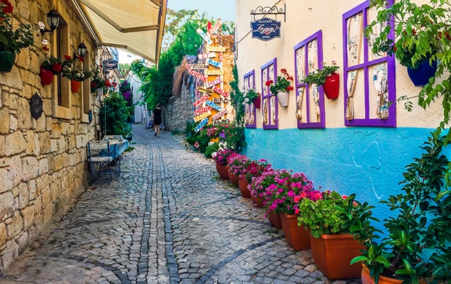 Alaçatı Sokakları