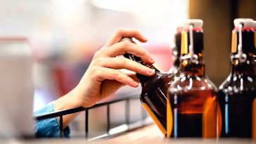 Bağırsakları Alkol &Uuml;retti: Hayatı Alt&uuml;st Oldu!