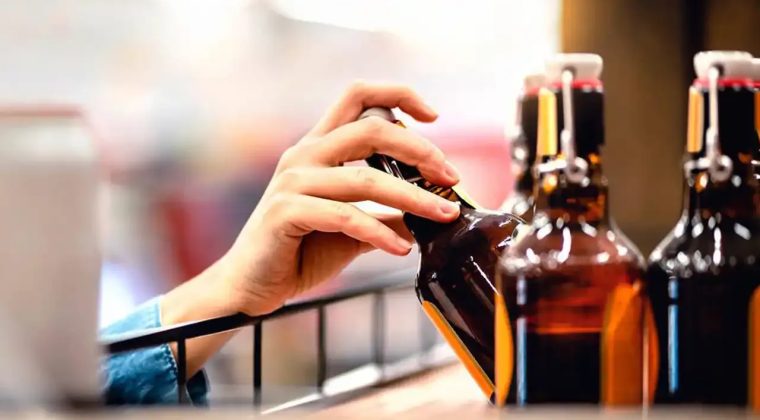 Bağırsakları Alkol &Uuml;retti: Hayatı Alt&uuml;st Oldu!