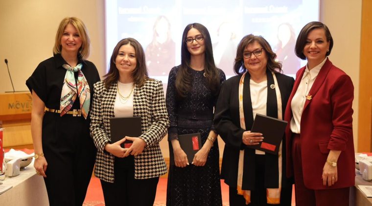 Başkan Kınay: Bu karanlıktan &ccedil;ıkacak g&uuml;c&uuml; de yine kadınlar yaratıyor!