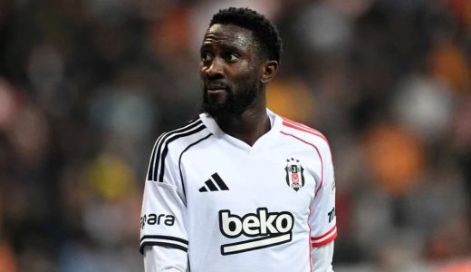 Beşiktaş &Uuml;z&uuml;c&uuml; Haberi Duyurdu: Ndidi'nin Kederli G&uuml;n&uuml;