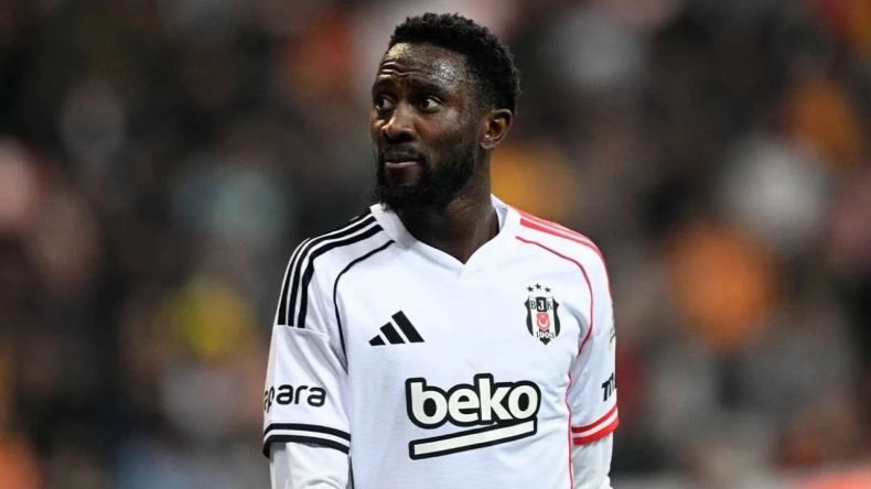Beşiktaş &Uuml;z&uuml;c&uuml; Haberi Duyurdu: Ndidi'nin Kederli G&uuml;n&uuml;