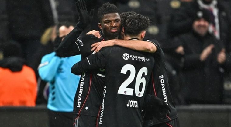 Beşiktaş'tan zorlu m&uuml;cadele: &Uuml;&ccedil; puanı kurtardı