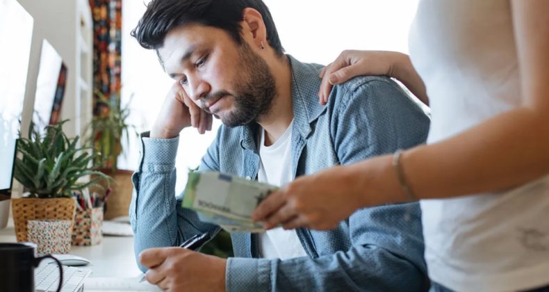 Bor&ccedil; Krizi Derinleşiyor: Her 10 Kişiden 8&rsquo;i Bor&ccedil;lu