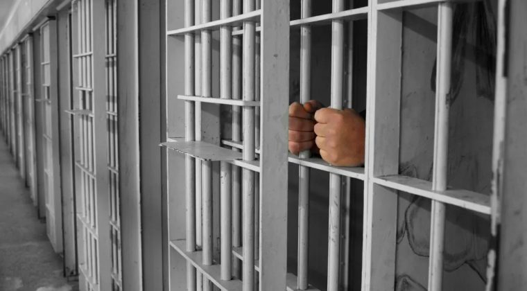 Cezaevlerinde Yer Yok: &Ouml;rt&uuml;l&uuml; Af &Ccedil;&ouml;z&uuml;m Getirmedi!