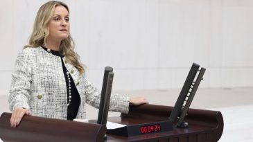 CHP'li &Ouml;sen Tepki G&ouml;sterdi: Engellenen Projeleri Hizmet Olarak Sunuyorlar!