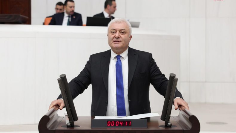 CHP’li Özkan’dan Dikkat Çeken Açıklamalar: CHP'liler Medya Önünde Tartışmaz, Vekillerin Sahada Yok Eleştirisi Anlamını Yitiriyor!