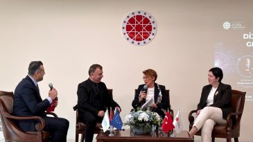 Dijital Medyanın &Ouml;nc&uuml;leri Projesi İzmir&rsquo;de Kapanış Forumu ile Tamamlandı