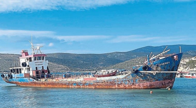 Doğal Sit Alanında S&ouml;k&uuml;len Gemi İ&ccedil;in Firmaya Ceza Kesildi