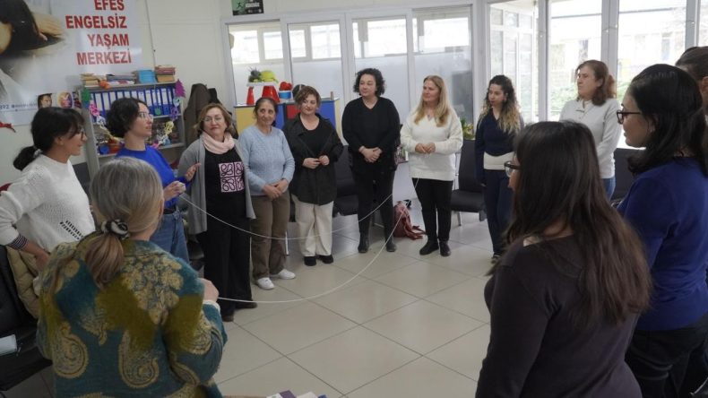 Efes Sel&ccedil;uk Belediyesi Kadın Destek Programına İmza Attı