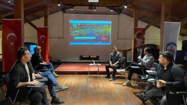 Efes Sel&ccedil;uk&rsquo;ta Yerel Demokrasi Girişimi: Gen&ccedil;lik Ağı Kuruldu