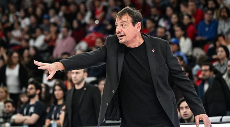 Ergin Ataman&rsquo;dan Sert Eleştiri: Bazı Oyuncular Bu Takımı Hak Etmiyor!