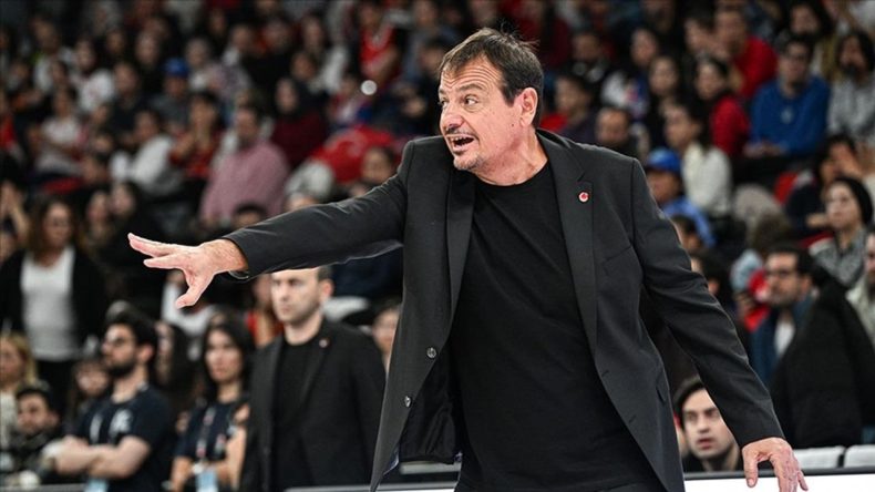 Ergin Ataman&rsquo;dan Sert Eleştiri: Bazı Oyuncular Bu Takımı Hak Etmiyor!