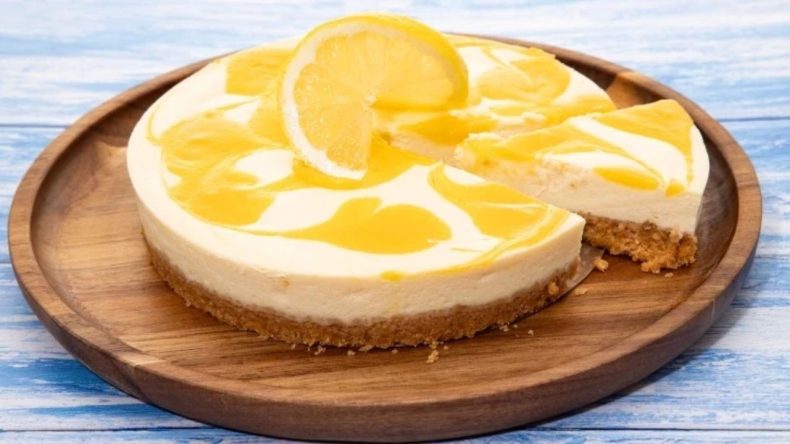 Fırın Gerektirmeyen ve Sadece 10 Dakikada Hazırlanan Cheesecake Tarifi